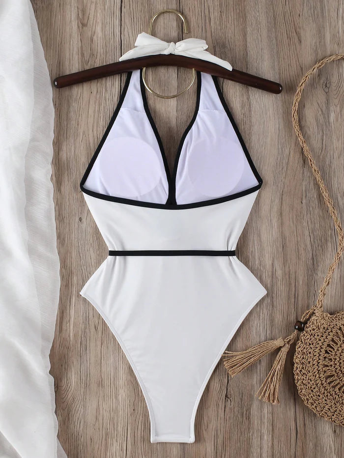 Maiô Style Decote Halter e Detalhe Flores