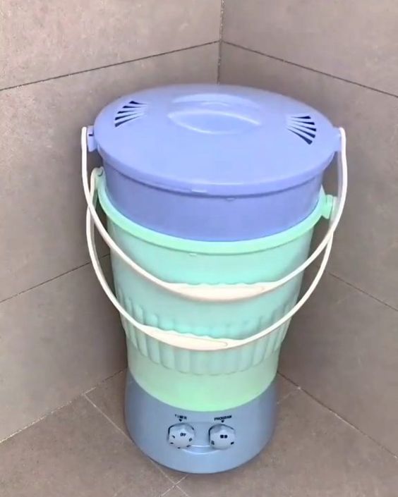 Nova Mini Máquina de Lavar Bivolt - Frete Grátis - Cor Azul + 1 Balde Extra